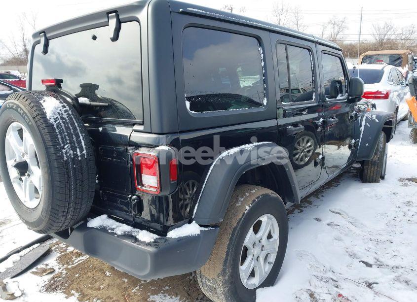 Photo 4 of 2022 Jeep Wrangler UNLIMITED SPORT S 4X4 (VIN 1C4HJXDN3NW132849)