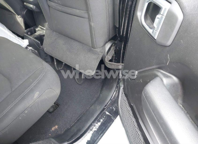 Photo 8 of 2022 Jeep Wrangler UNLIMITED SPORT S 4X4 (VIN 1C4HJXDN3NW132849)