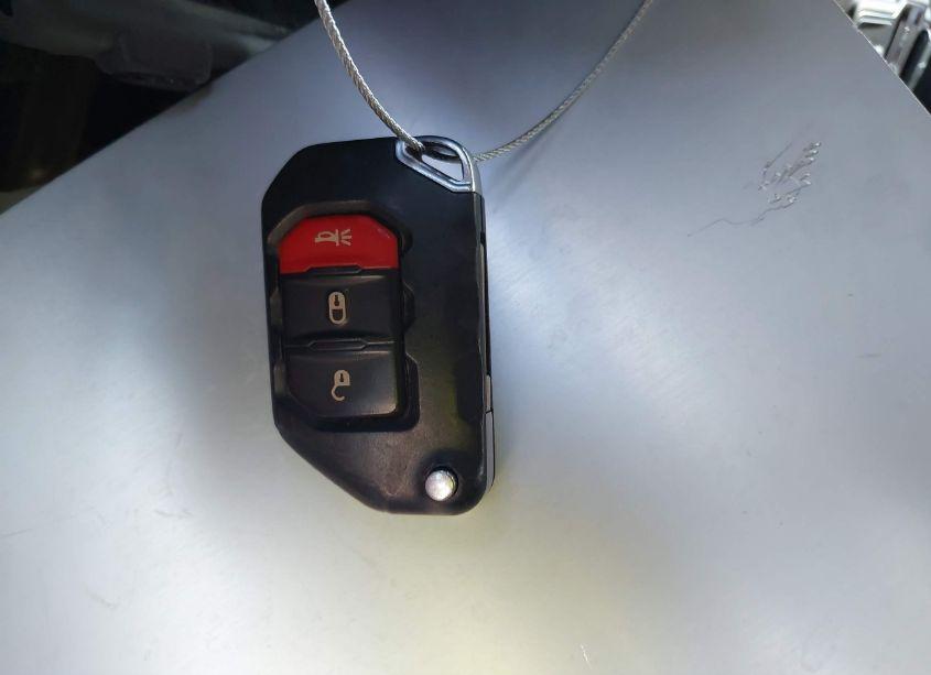 Photo 11 of 2019 Jeep Wrangler UNLIMITED SPORT S 4X4 (VIN 1C4HJXDN4KW539039)