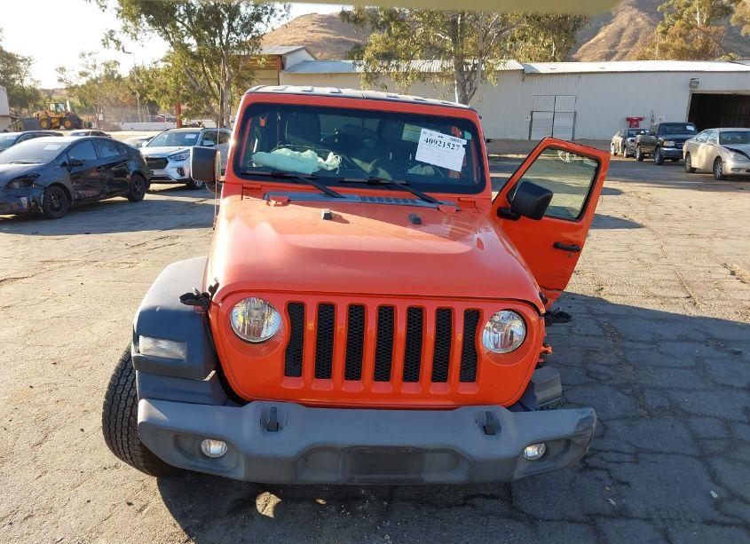 Photo 12 of 2019 Jeep Wrangler UNLIMITED SPORT S 4X4 (VIN 1C4HJXDN4KW539039)