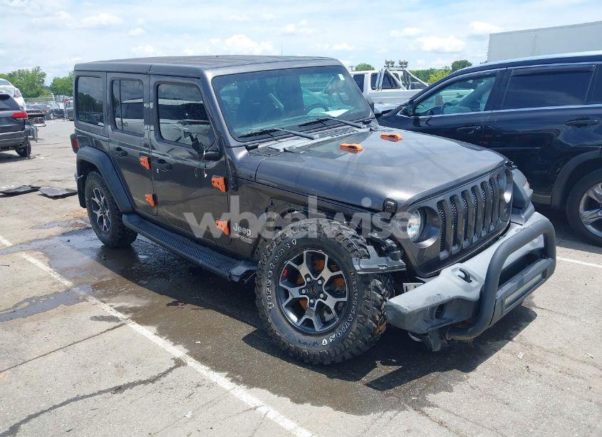 2019 Jeep Wrangler UNLIMITED SPORT S 4X4 (VIN 1C4HJXDN4KW577273) main photo