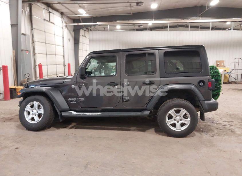 Photo 14 of 2019 Jeep Wrangler UNLIMITED SPORT S 4X4 (VIN 1C4HJXDN4KW590346)