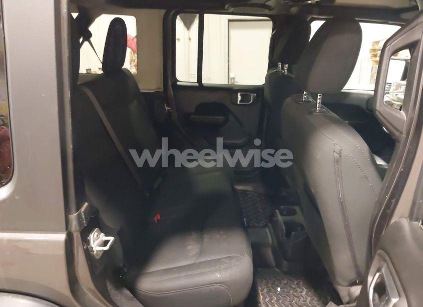 Photo 8 of 2019 Jeep Wrangler UNLIMITED SPORT S 4X4 (VIN 1C4HJXDN4KW590346)