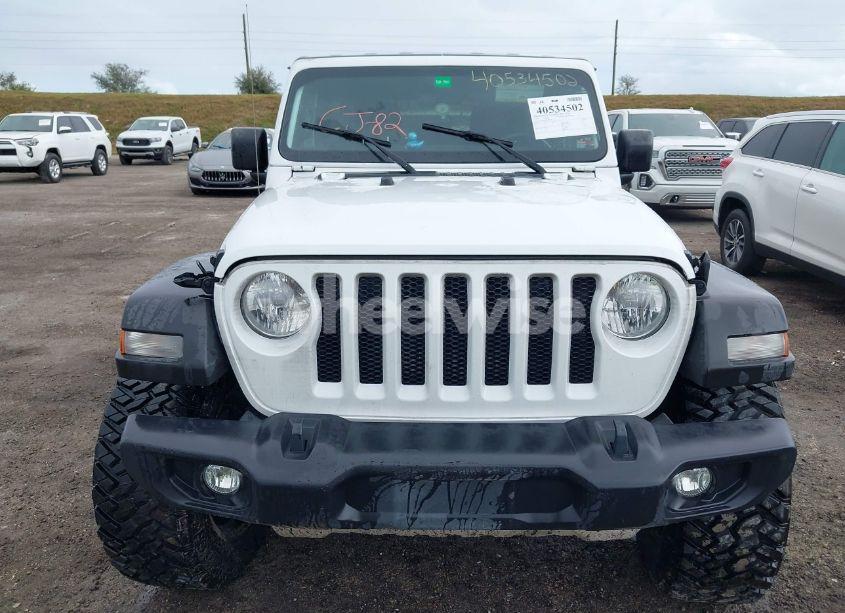 Photo 12 of 2019 Jeep Wrangler UNLIMITED SPORT S 4X4 (VIN 1C4HJXDN4KW637939)