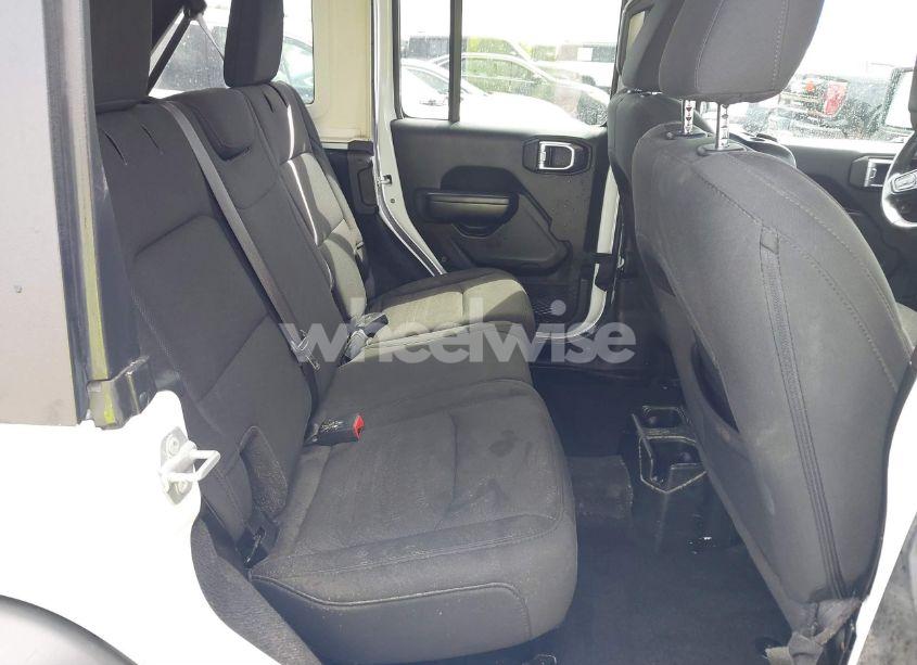 Photo 8 of 2019 Jeep Wrangler UNLIMITED SPORT S 4X4 (VIN 1C4HJXDN4KW637939)