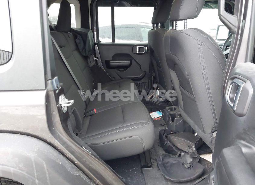 Photo 8 of 2019 Jeep Wrangler UNLIMITED SPORT ALTITUDE 4X4 (VIN 1C4HJXDN4KW685683)