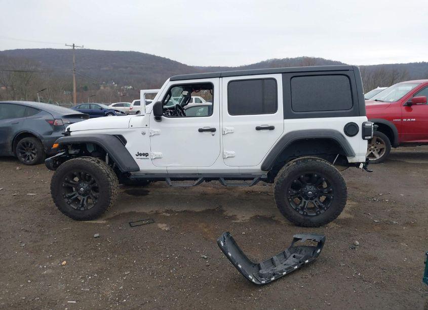 Photo 14 of 2020 Jeep Wrangler UNLIMITED SPORT ALTITUDE 4X4 (VIN 1C4HJXDN4LW120867)