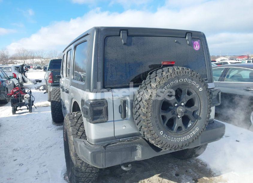 Photo 3 of 2020 Jeep Wrangler UNLIMITED WILLYS 4X4 (VIN 1C4HJXDN4LW209127)