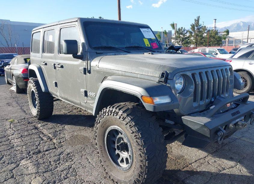 2020 Jeep Wrangler UNLIMITED SPORT S 4X4 (VIN 1C4HJXDN4LW283146) main photo