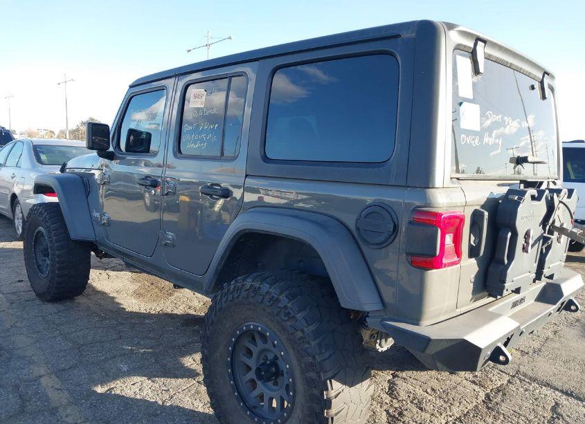 Photo 3 of 2020 Jeep Wrangler UNLIMITED SPORT S 4X4 (VIN 1C4HJXDN4LW283146)