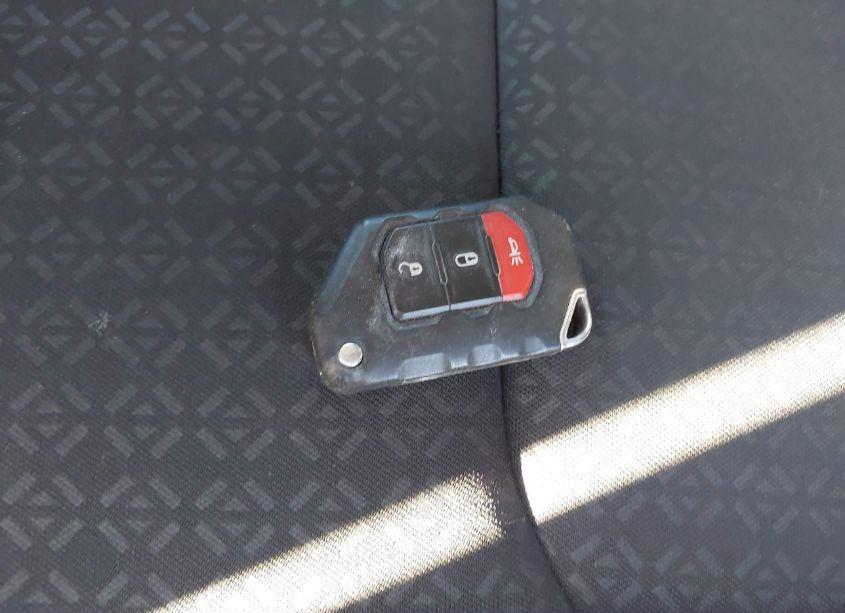 Photo 11 of 2021 Jeep Wrangler UNLIMITED ISLANDER 4X4 (VIN 1C4HJXDN4MW604104)