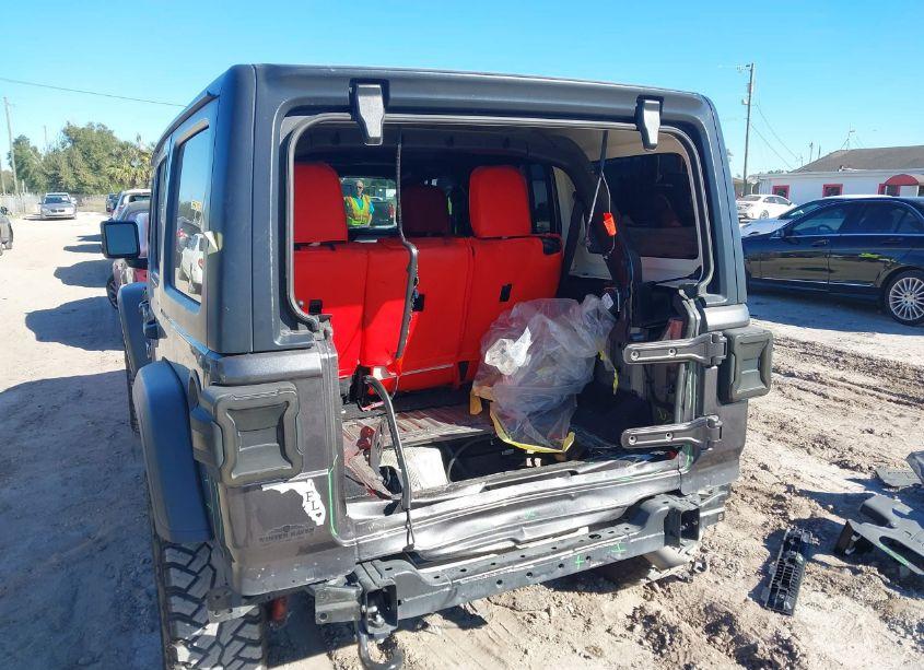 Photo 6 of 2021 Jeep Wrangler UNLIMITED WILLYS 4X4 (VIN 1C4HJXDN4MW681135)