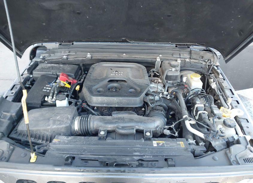 Photo 10 of 2021 Jeep Wrangler UNLIMITED SPORT S 4X4 (VIN 1C4HJXDN4MW720645)