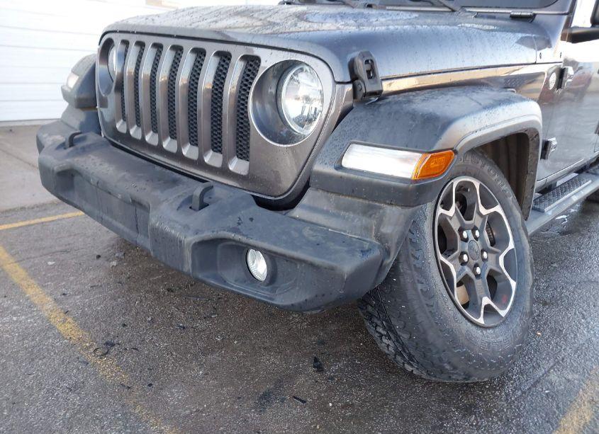 Photo 6 of 2021 Jeep Wrangler UNLIMITED SPORT S 4X4 (VIN 1C4HJXDN4MW720645)