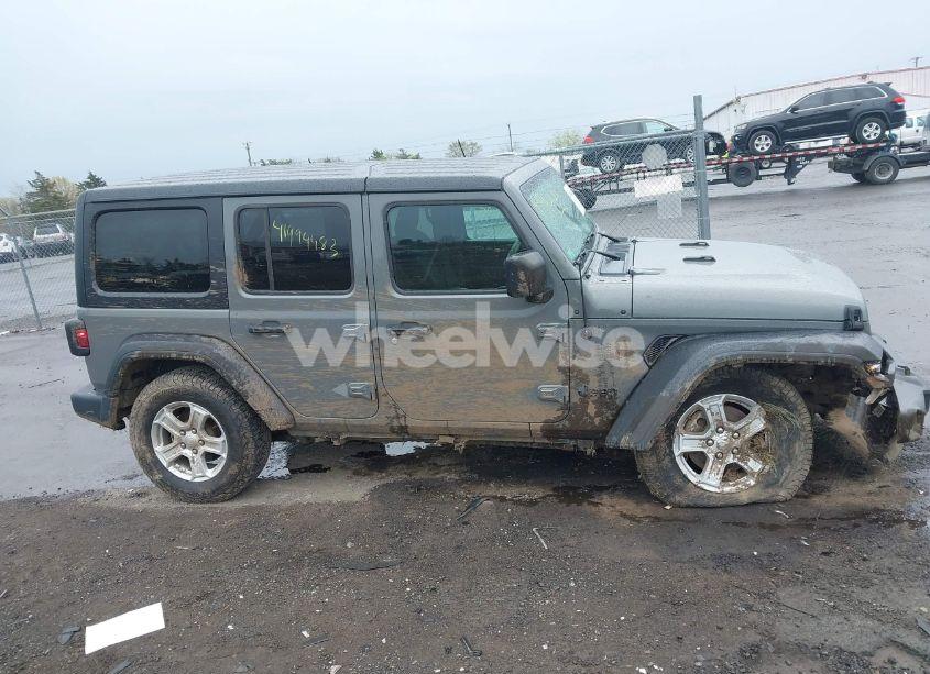 Photo 13 of 2021 Jeep Wrangler UNLIMITED SPORT S 4X4 (VIN 1C4HJXDN4MW832099)