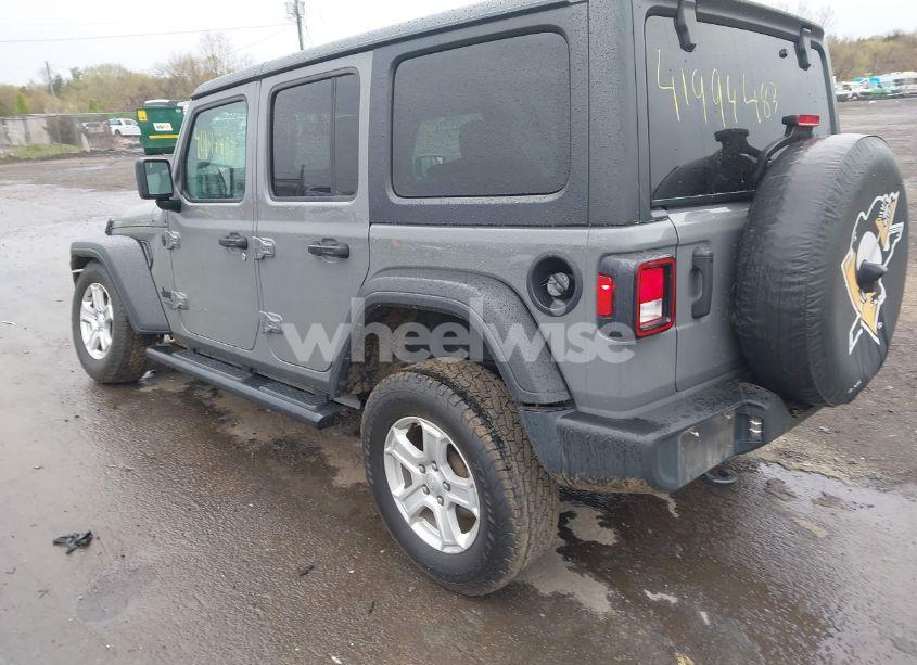 Photo 3 of 2021 Jeep Wrangler UNLIMITED SPORT S 4X4 (VIN 1C4HJXDN4MW832099)