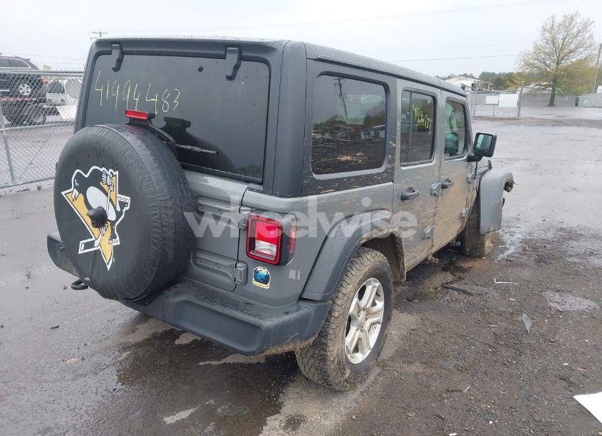 Photo 4 of 2021 Jeep Wrangler UNLIMITED SPORT S 4X4 (VIN 1C4HJXDN4MW832099)