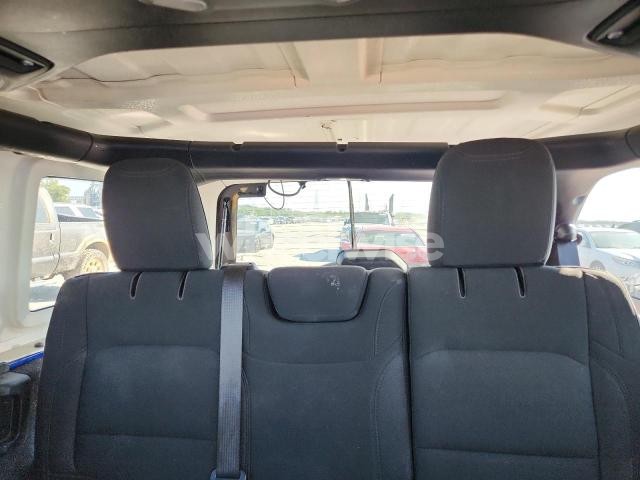 Photo 11 of 2018 JEEP WRANGLER UNLIMITED SPORT (VIN 1C4HJXDN5JW197194)