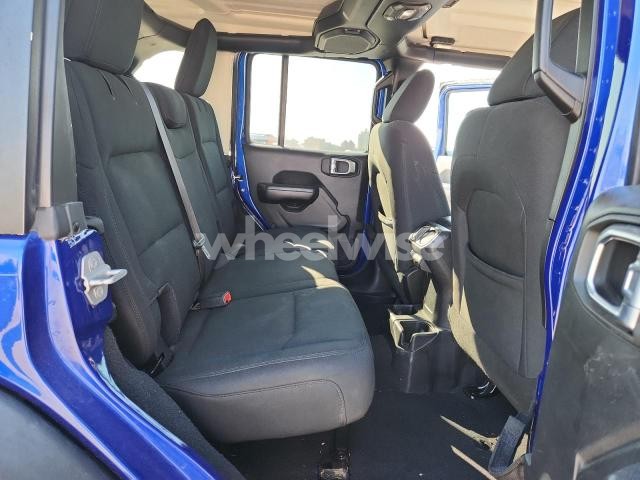 Photo 6 of 2018 JEEP WRANGLER UNLIMITED SPORT (VIN 1C4HJXDN5JW197194)