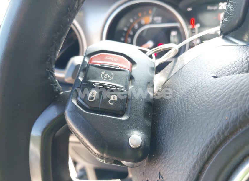 Photo 11 of 2018 Jeep Wrangler UNLIMITED SPORT S 4X4 (VIN 1C4HJXDN6JW277829)