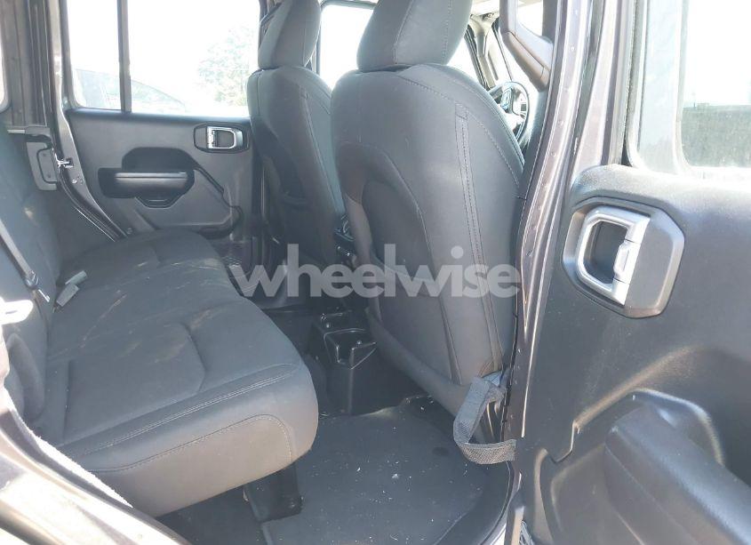 Photo 8 of 2018 Jeep Wrangler UNLIMITED SPORT S 4X4 (VIN 1C4HJXDN6JW277829)