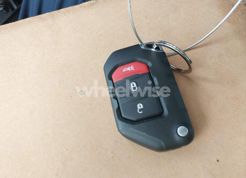 Photo 11 of 2019 Jeep Wrangler UNLIMITED SPORT S 4X4 (VIN 1C4HJXDN6KW668593)