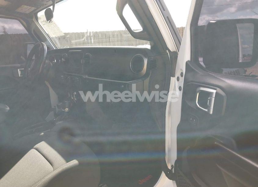 Photo 5 of 2021 Jeep Wrangler UNLIMITED SPORT S 4X4 (VIN 1C4HJXDN6MW527896)