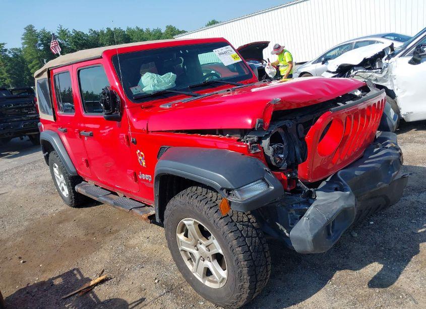 2019 Jeep Wrangler UNLIMITED SPORT S 4X4 (VIN 1C4HJXDN7KW533803) main photo