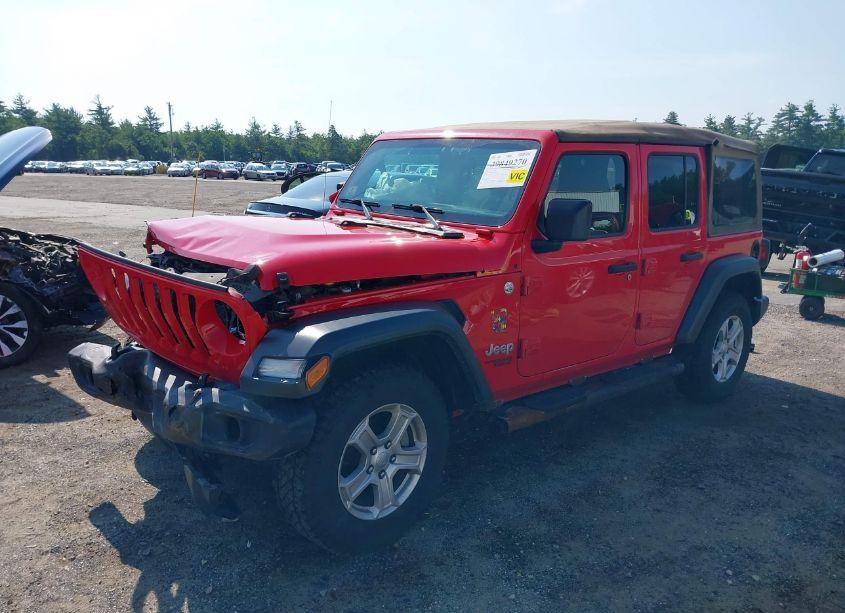 Photo 2 of 2019 Jeep Wrangler UNLIMITED SPORT S 4X4 (VIN 1C4HJXDN7KW533803)