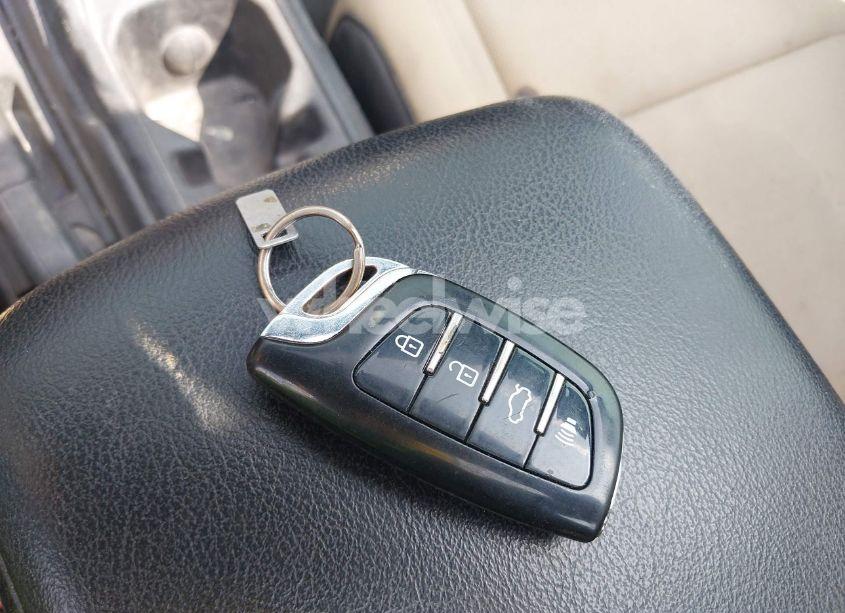 Photo 11 of 2020 Jeep Wrangler UNLIMITED SPORT S 4X4 (VIN 1C4HJXDN7LW113735)