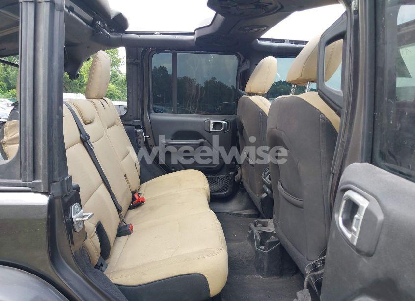 Photo 8 of 2020 Jeep Wrangler UNLIMITED SPORT S 4X4 (VIN 1C4HJXDN7LW113735)
