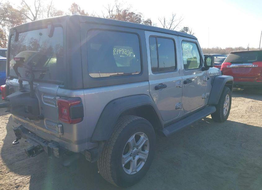 Photo 4 of 2020 Jeep Wrangler UNLIMITED SPORT S 4X4 (VIN 1C4HJXDN7LW156973)