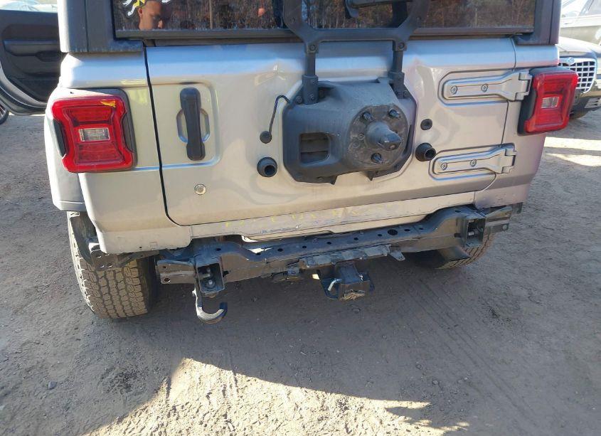Photo 6 of 2020 Jeep Wrangler UNLIMITED SPORT S 4X4 (VIN 1C4HJXDN7LW156973)
