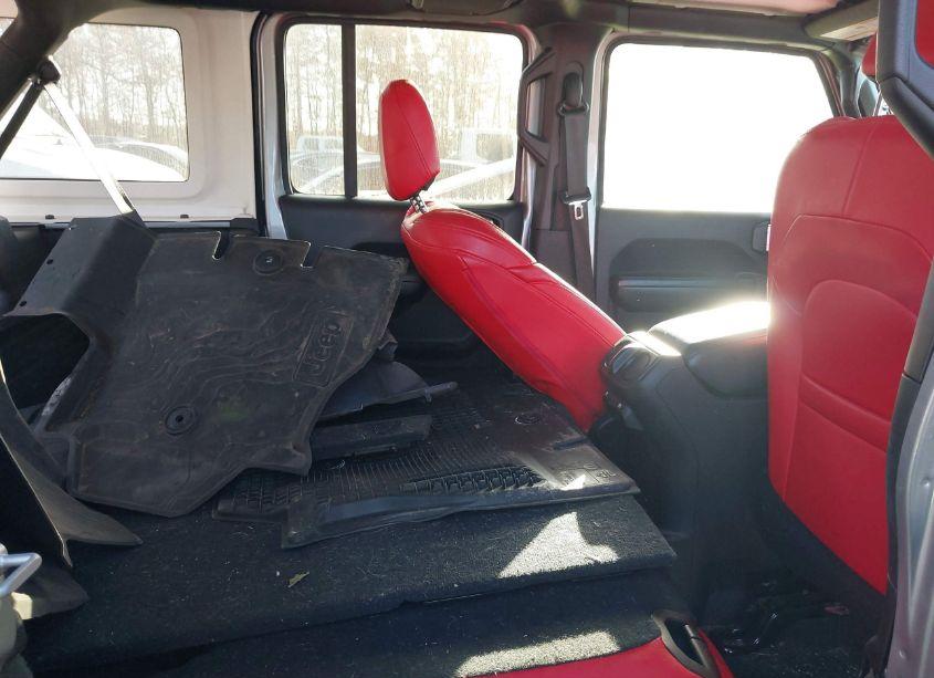Photo 8 of 2020 Jeep Wrangler UNLIMITED SPORT S 4X4 (VIN 1C4HJXDN7LW156973)