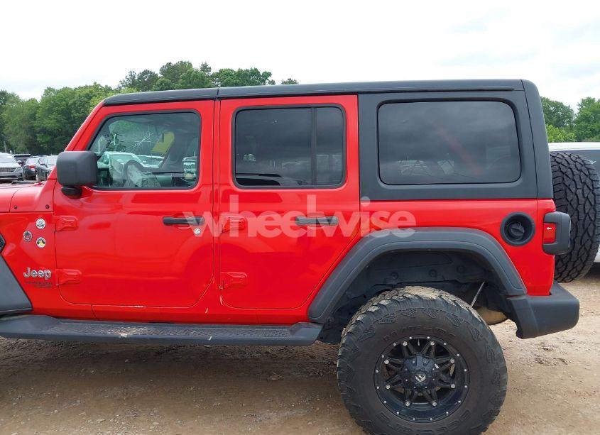 Photo 14 of 2020 Jeep Wrangler UNLIMITED SPORT S 4X4 (VIN 1C4HJXDN7LW281357)