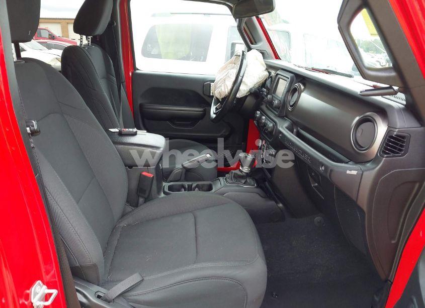 Photo 5 of 2020 Jeep Wrangler UNLIMITED SPORT S 4X4 (VIN 1C4HJXDN7LW281357)