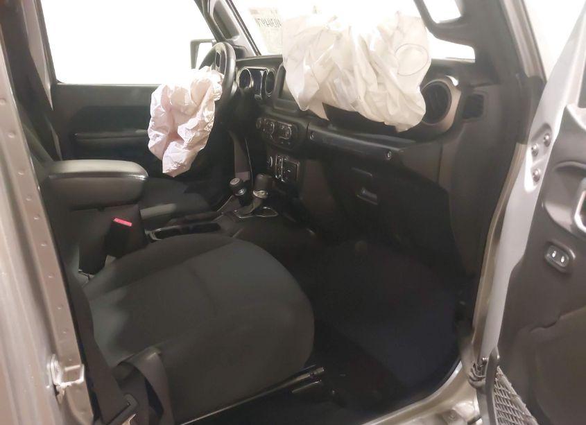 Photo 5 of 2021 Jeep Wrangler UNLIMITED SPORT S 4X4 (VIN 1C4HJXDN7MW616540)