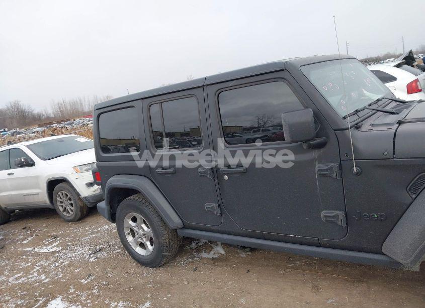 Photo 14 of 2021 Jeep Wrangler UNLIMITED FREEDOM 4X4 (VIN 1C4HJXDN7MW628767)