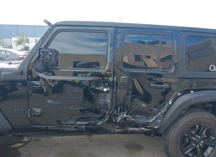 Photo 14 of 2022 Jeep Wrangler UNLIMITED SPORT ALTITUDE 4X4 (VIN 1C4HJXDN7NW277652)