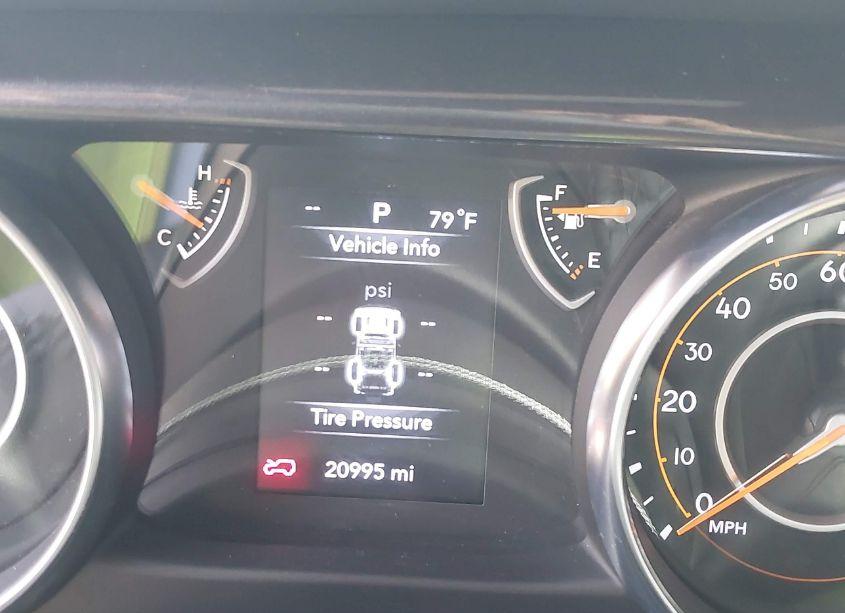 Photo 7 of 2022 Jeep Wrangler UNLIMITED SPORT ALTITUDE 4X4 (VIN 1C4HJXDN7NW277652)