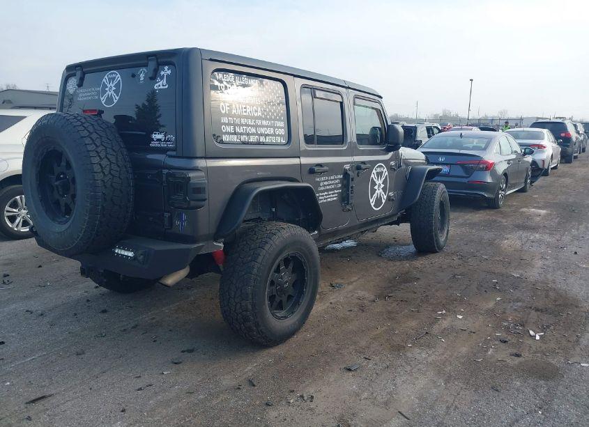 Photo 4 of 2018 Jeep Wrangler UNLIMITED SPORT S 4X4 (VIN 1C4HJXDN8JW199697)