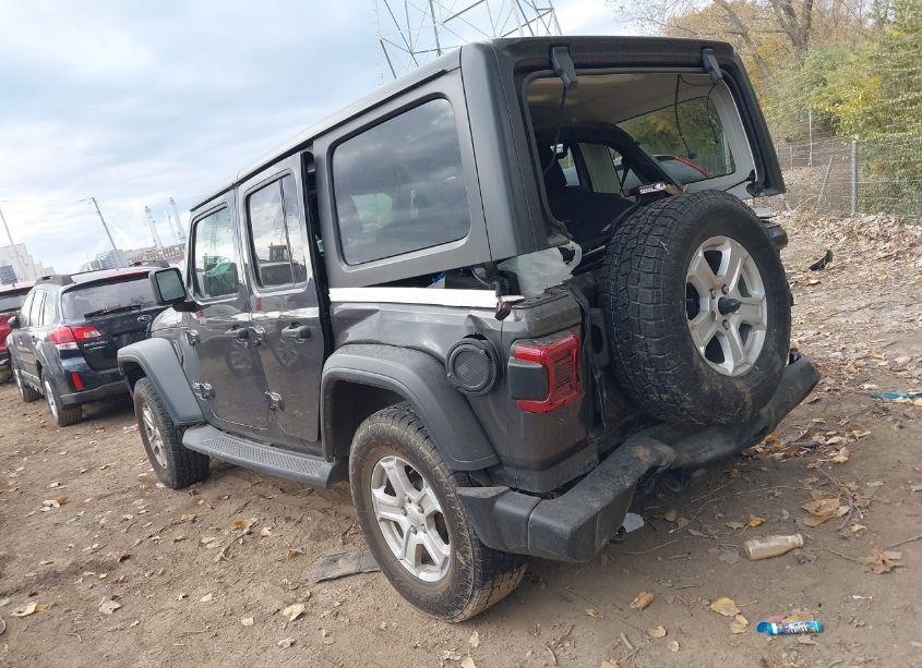 Photo 3 of 2018 Jeep Wrangler UNLIMITED SPORT S 4X4 (VIN 1C4HJXDN8JW207085)