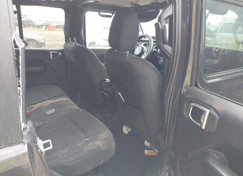 Photo 8 of 2018 Jeep Wrangler UNLIMITED SPORT S 4X4 (VIN 1C4HJXDN8JW207085)