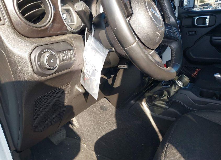 Photo 20 of 2020 Jeep Wrangler UNLIMITED SPORT ALTITUDE 4X4 (VIN 1C4HJXDN8LW120502)