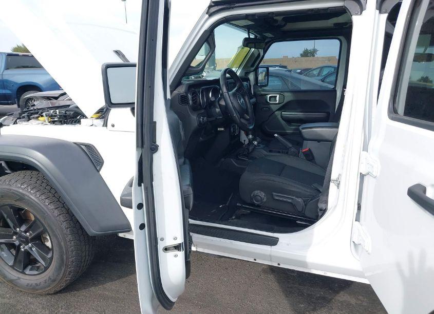 Photo 5 of 2020 Jeep Wrangler UNLIMITED SPORT ALTITUDE 4X4 (VIN 1C4HJXDN8LW120502)