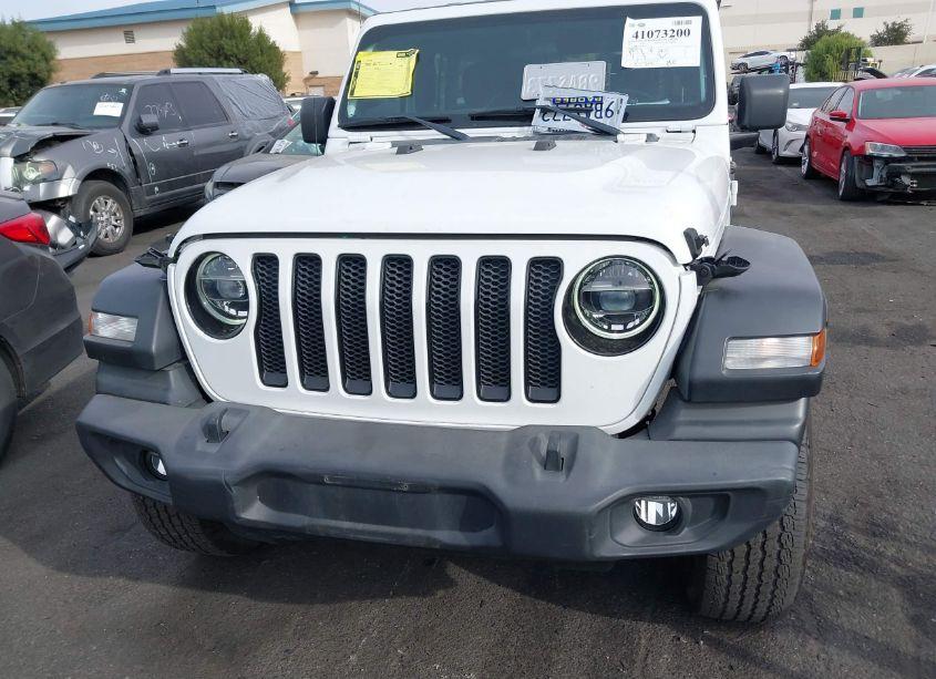 Photo 6 of 2020 Jeep Wrangler UNLIMITED SPORT ALTITUDE 4X4 (VIN 1C4HJXDN8LW120502)