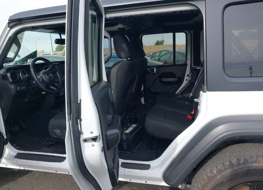 Photo 8 of 2020 Jeep Wrangler UNLIMITED SPORT ALTITUDE 4X4 (VIN 1C4HJXDN8LW120502)