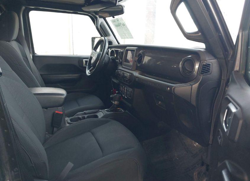 Photo 5 of 2020 Jeep Wrangler UNLIMITED SPORT ALTITUDE 4X4 (VIN 1C4HJXDN8LW120869)