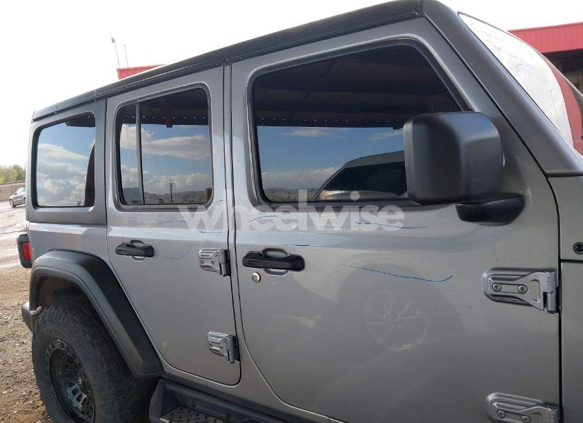 Photo 13 of 2020 Jeep Wrangler UNLIMITED SPORT S 4X4 (VIN 1C4HJXDN8LW126929)