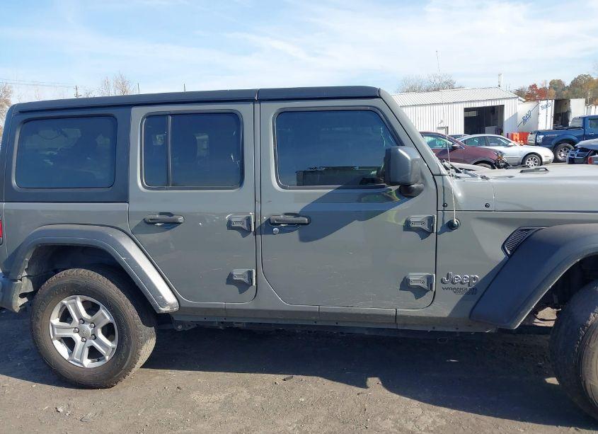 Photo 13 of 2020 Jeep Wrangler UNLIMITED SPORT S 4X4 (VIN 1C4HJXDN8LW269573)